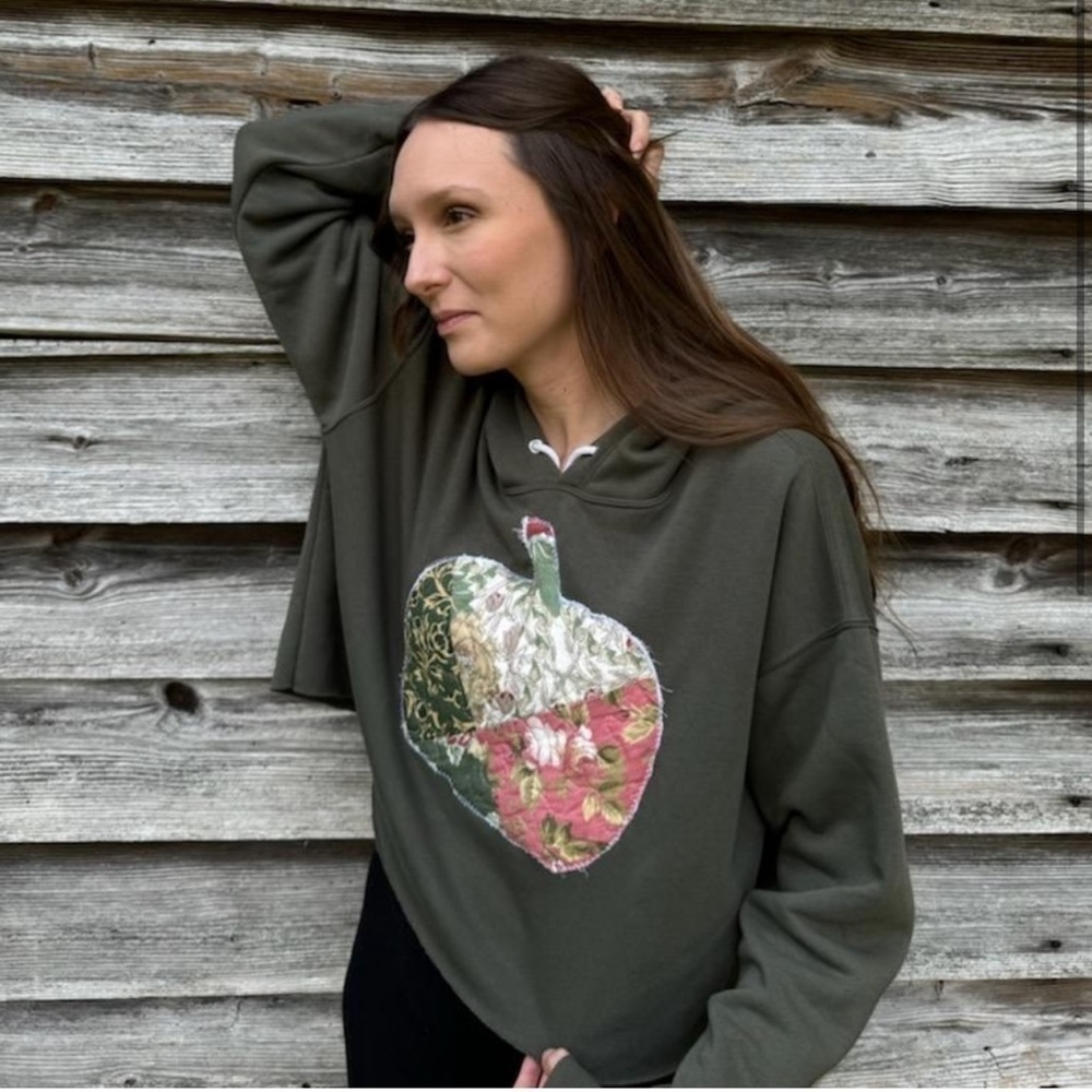 Handmade Quilted Pumpkin Hoodie Fall Autumn Halloween Art to Wear Wild Fable - Picture 2 of 8